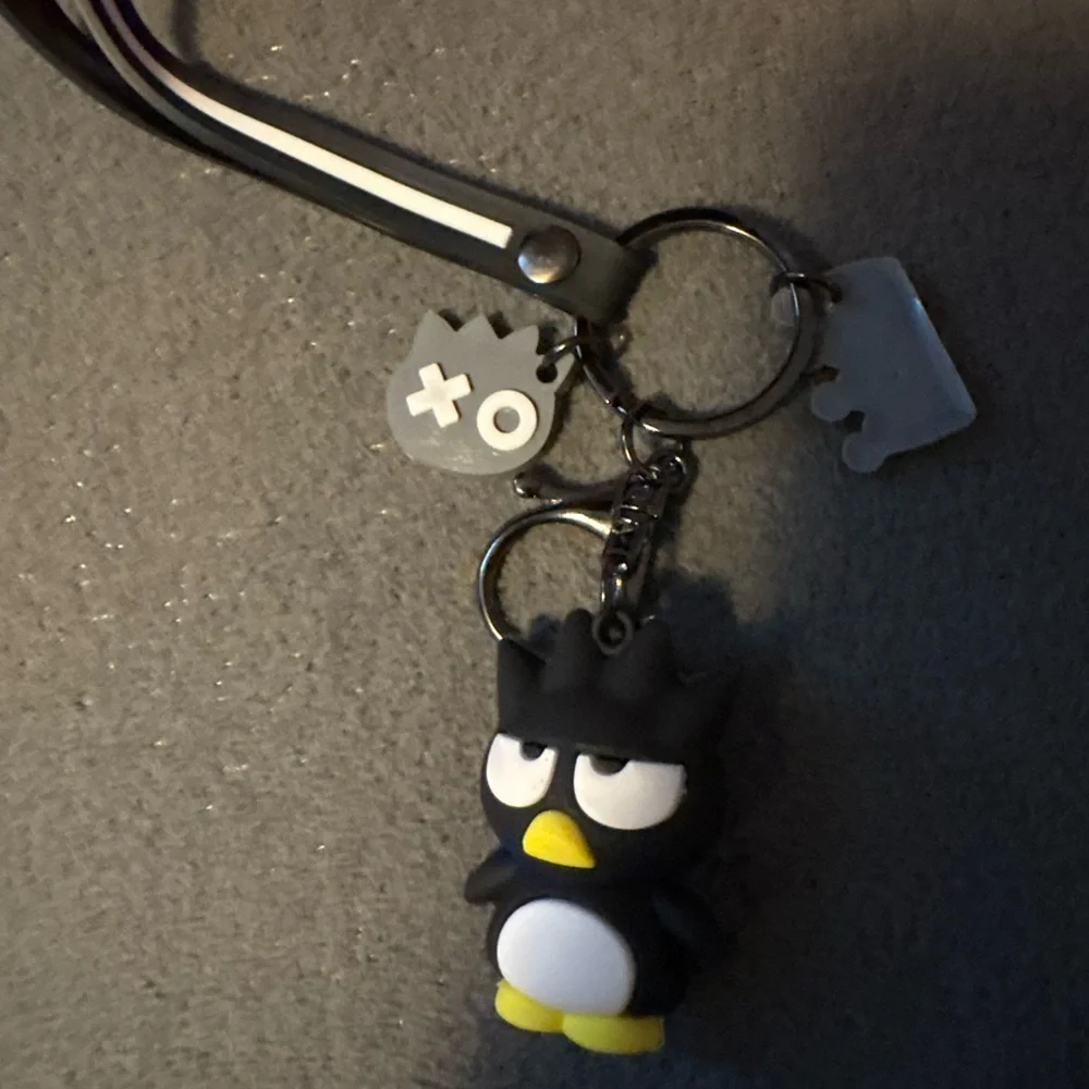 Hello Kitty Character Keychain Holder - Black and Yellow
